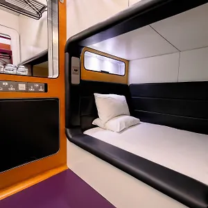 Hotel a capsule Yotelair London Gatwick Airport, Horley