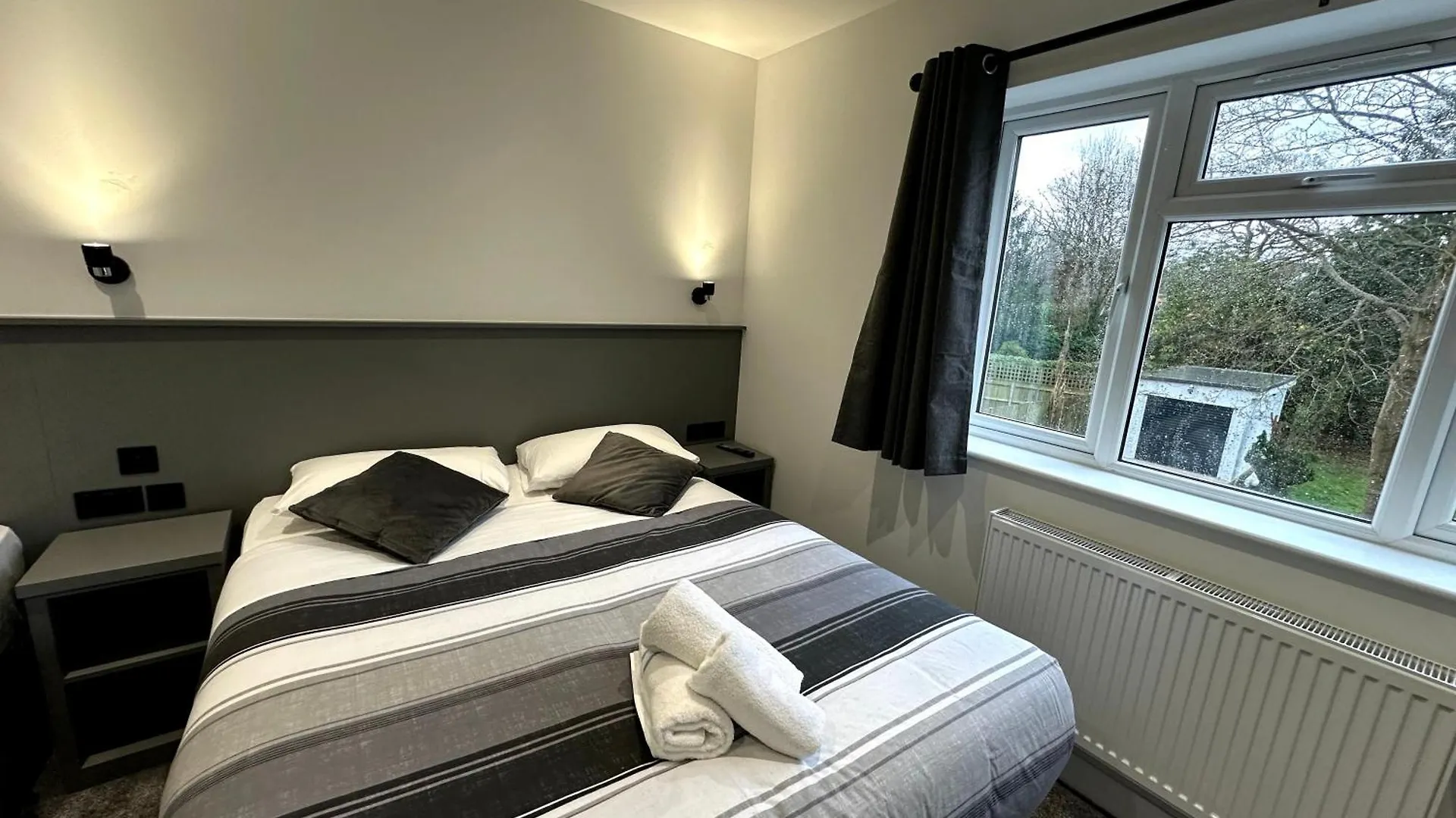 Gainsborough Lodge Horley 3*,